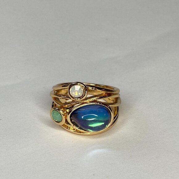 *NEW* Cocktail Ring - Gold tone Peacock Coloured Rhinestones - Picture 1 of 7